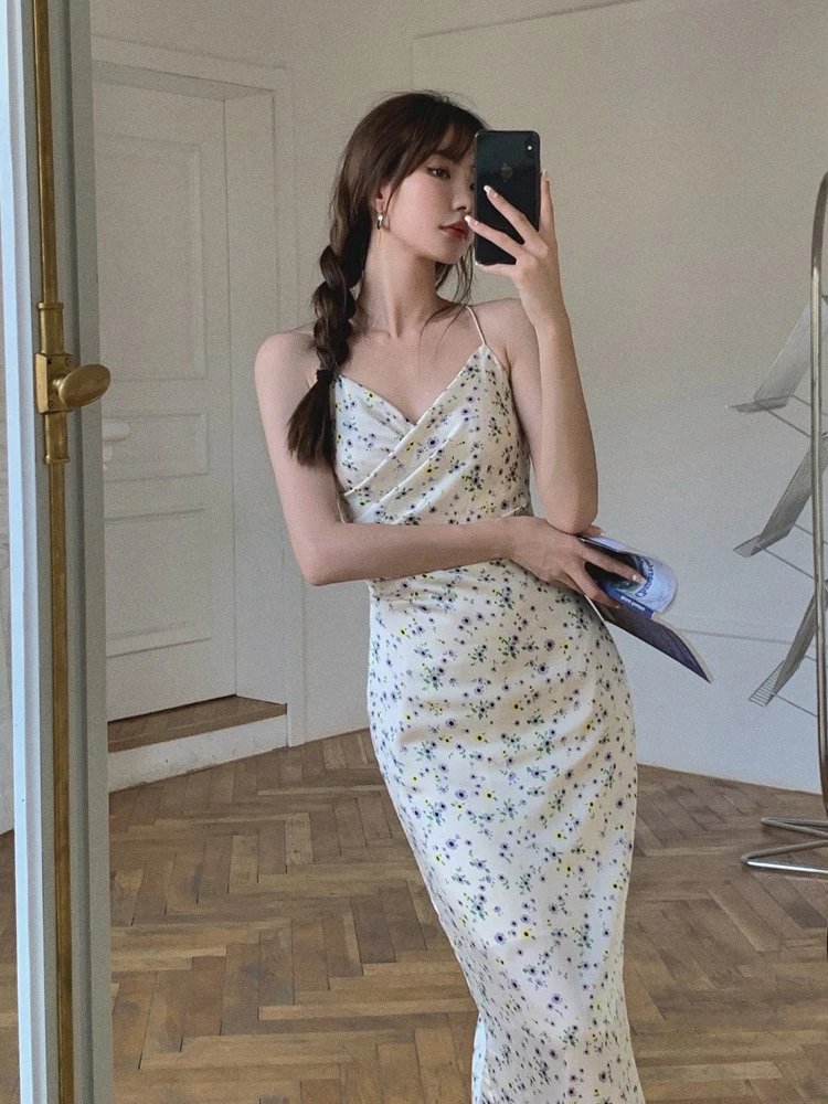 2026 Spring Summer New Floral Print Dress First Love Style Sweet Tea Party Dress Slim Fit Hide Belly Sling Women's Frock - Image 4